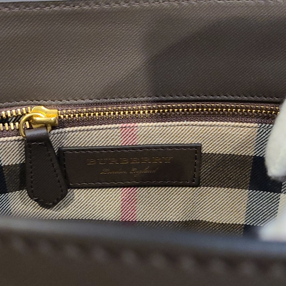 AUTHENTIC BURBERRY BUCKLE TOTE - Picture 10 of 16